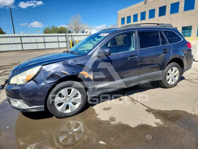 2011 Subaru Outback фото