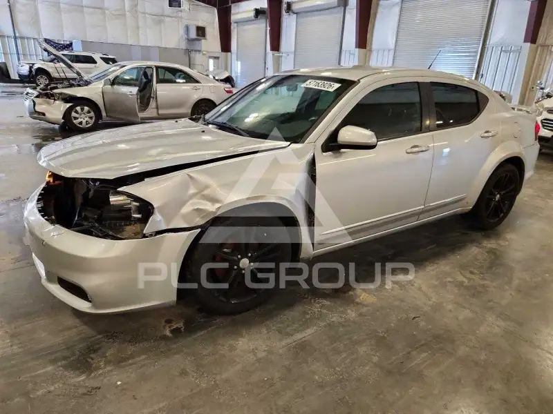 2011 Dodge AVENGER photo