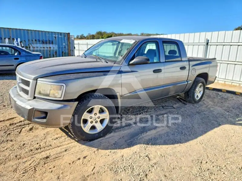 2011 Dodge DAKOTA фото