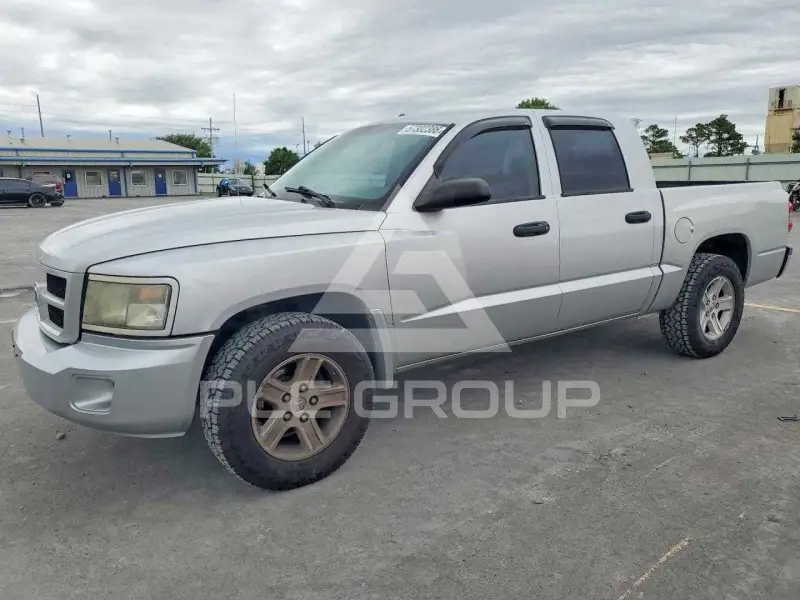 2011 Dodge DAKOTA фото
