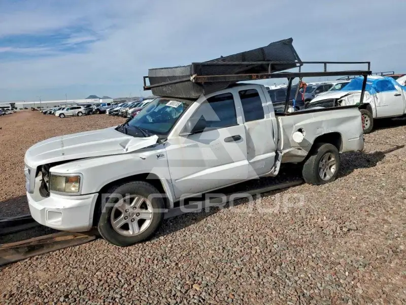 2011 Dodge DAKOTA фото
