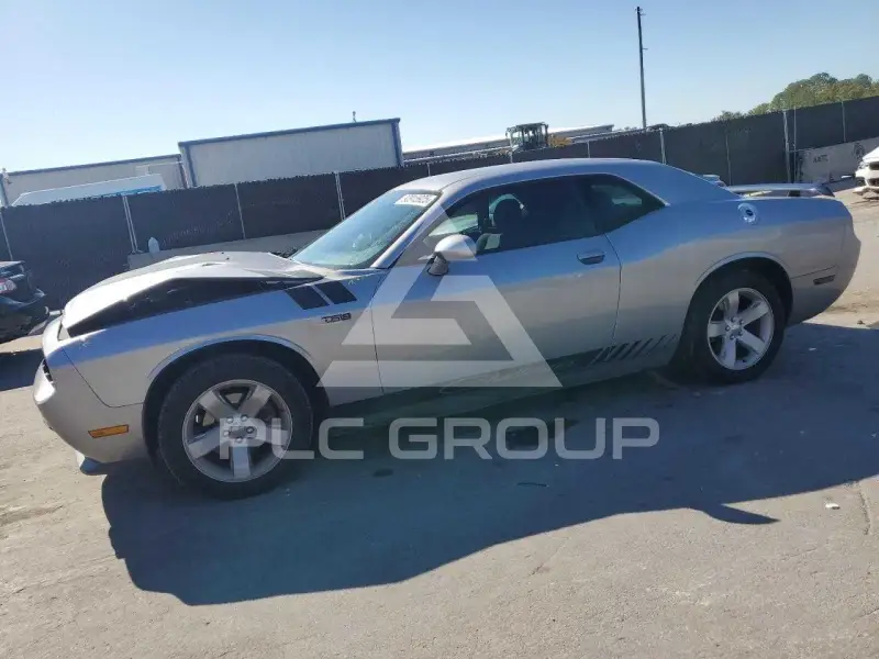 2011 Dodge CHALLENGER фото