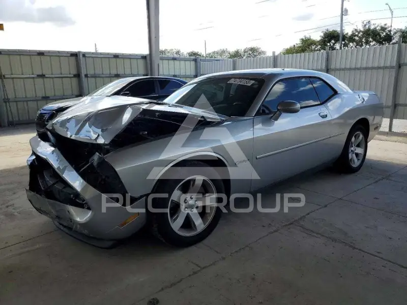 2011 Dodge CHALLENGER фото