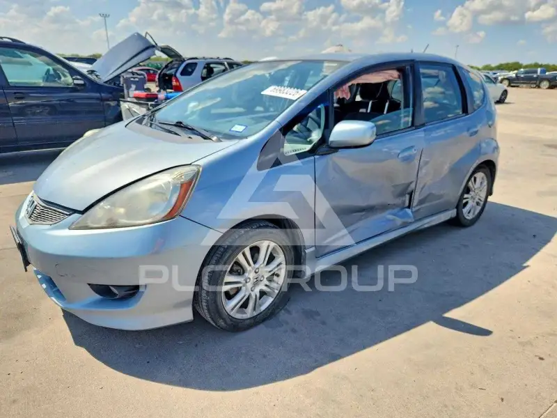2011 Honda FIT photo