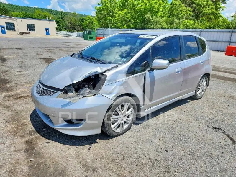 2011 Honda FIT photo