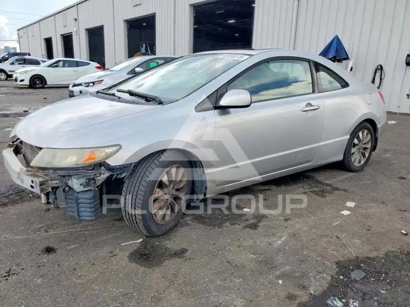 2011 Honda CIVIC фото