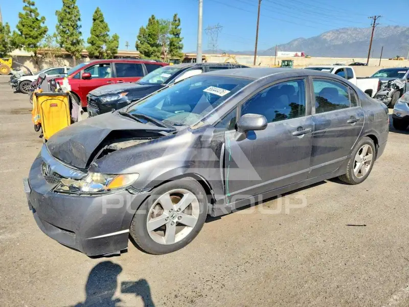 2011 Honda CIVIC фото