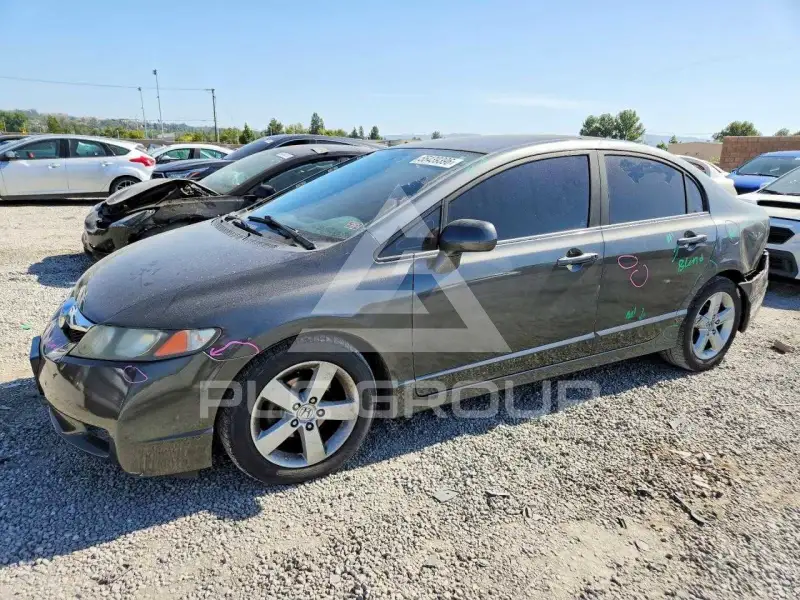 2011 Honda CIVIC фото