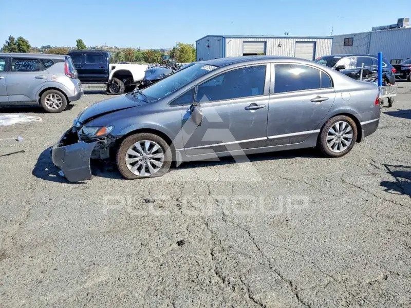 2011 Honda CIVIC фото