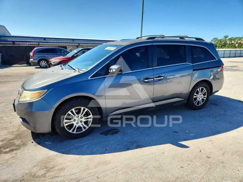 2011 Honda ODYSSEY фото