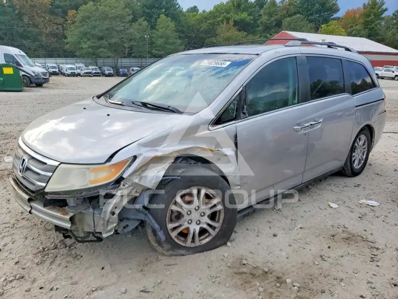 2011 Honda ODYSSEY фото
