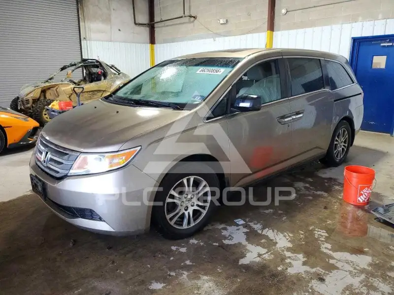 2011 Honda ODYSSEY photo