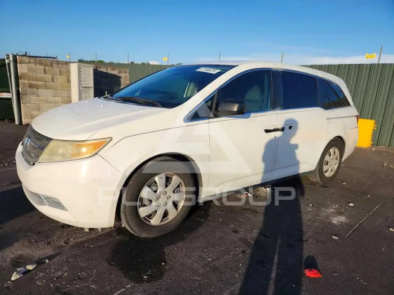 2011 Honda ODYSSEY photo