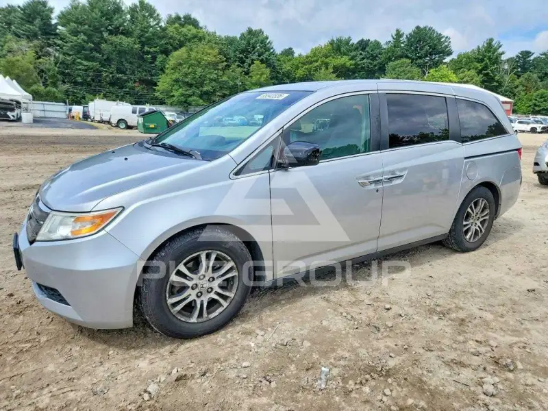 2011 Honda ODYSSEY фото