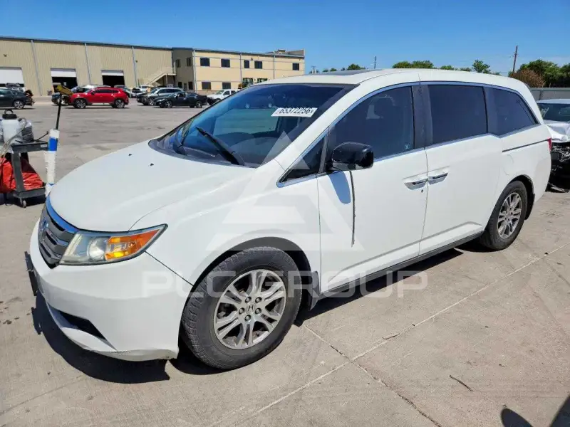 2011 Honda ODYSSEY фото