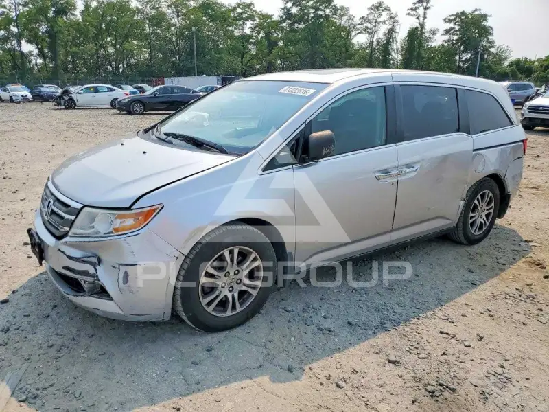 2011 Honda ODYSSEY photo
