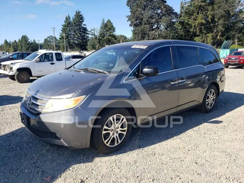2011 Honda ODYSSEY photo