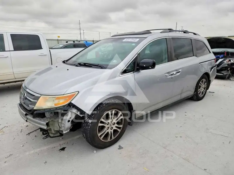 2011 Honda ODYSSEY фото
