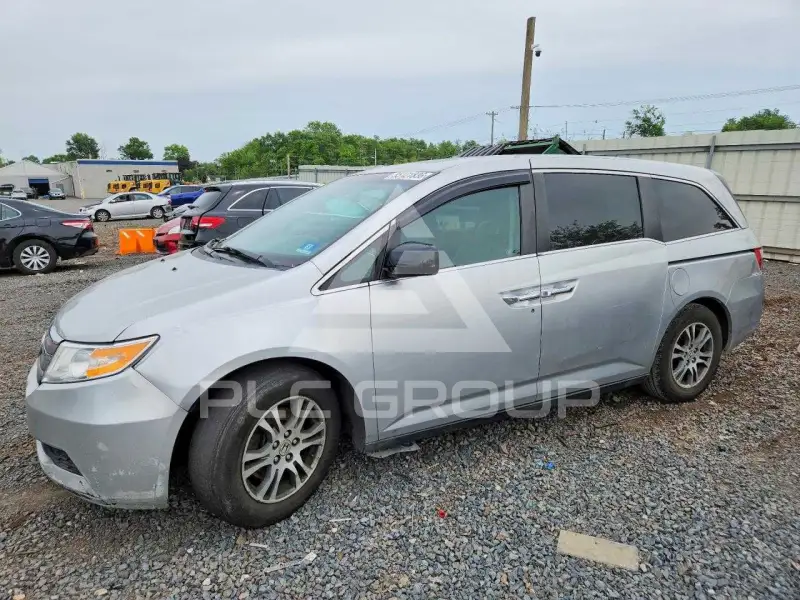 2011 Honda ODYSSEY фото