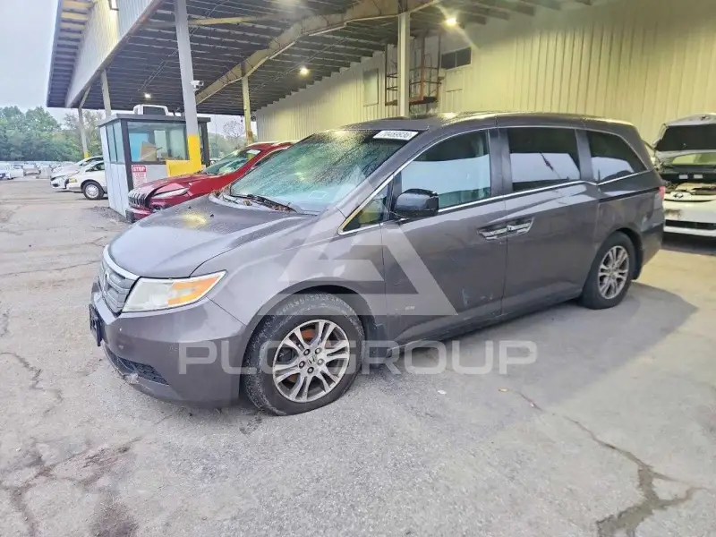 2011 Honda ODYSSEY фото