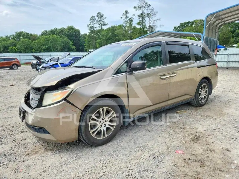2011 Honda ODYSSEY photo