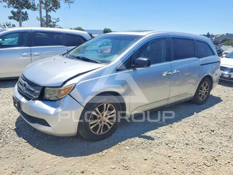 2011 Honda ODYSSEY photo