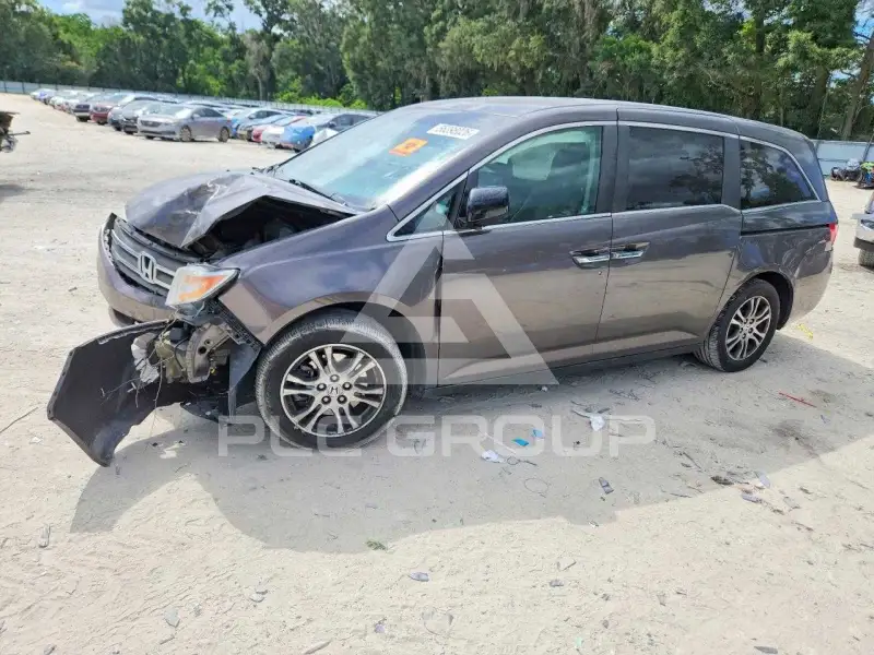 2011 Honda ODYSSEY photo