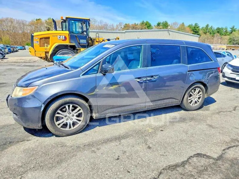 2011 Honda ODYSSEY photo