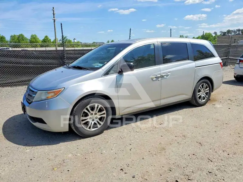 2011 Honda ODYSSEY фото
