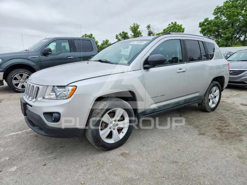 2011 Jeep COMPASS фото