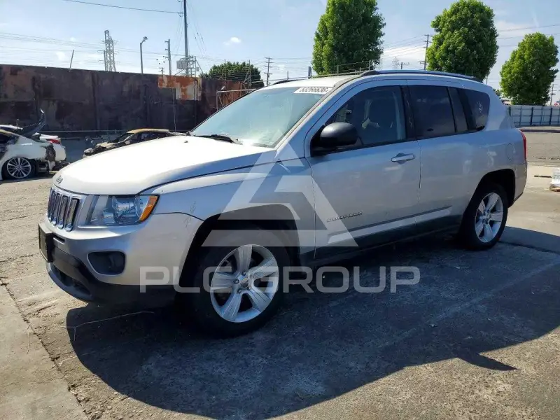 2011 Jeep COMPASS фото