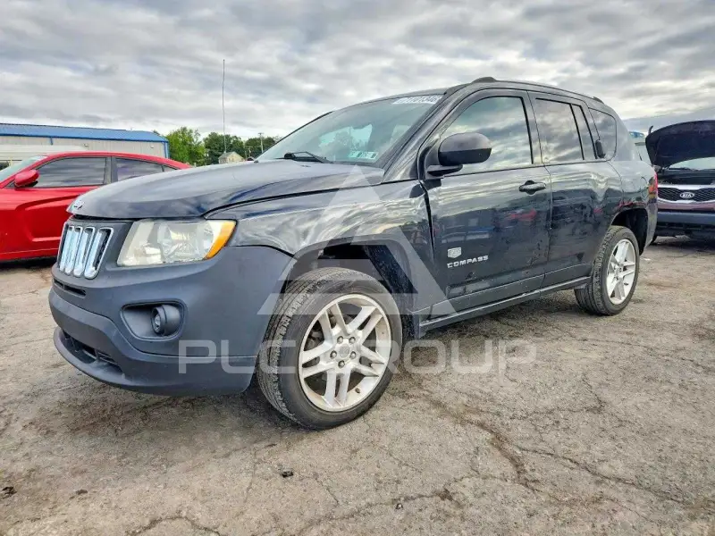 2011 Jeep COMPASS фото
