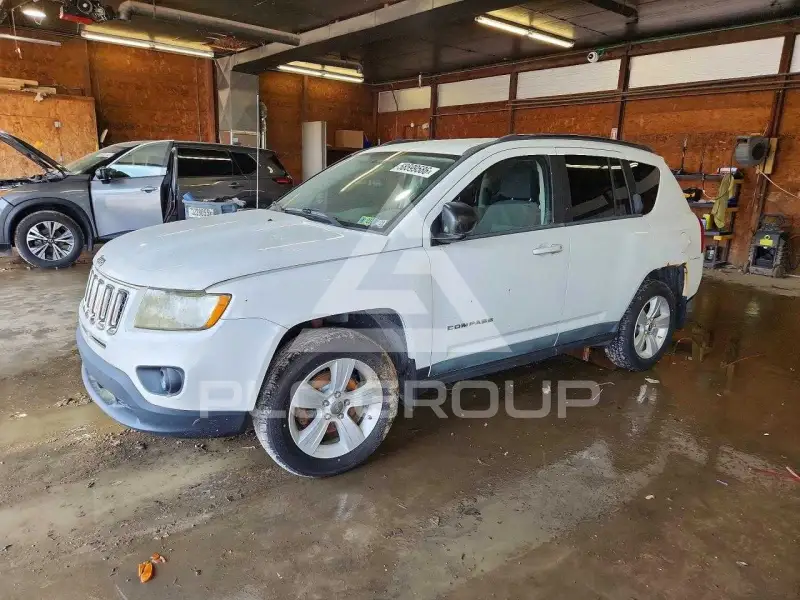 2011 Jeep COMPASS photo