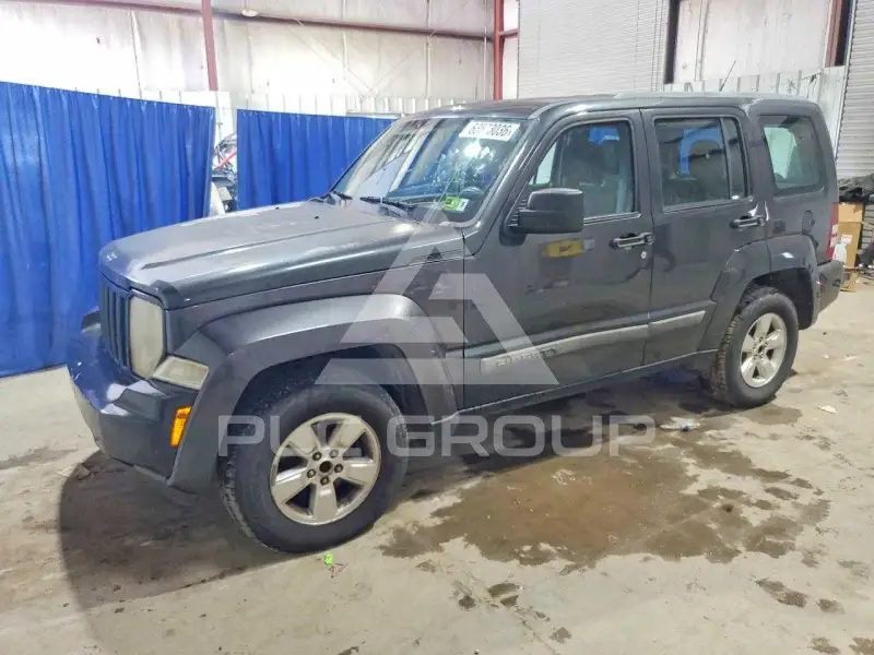 2011 Jeep LIBERTY фото