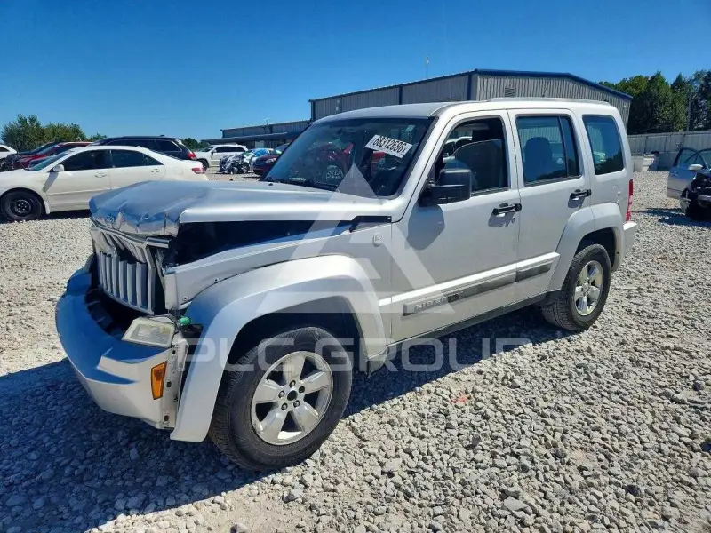2011 Jeep LIBERTY photo