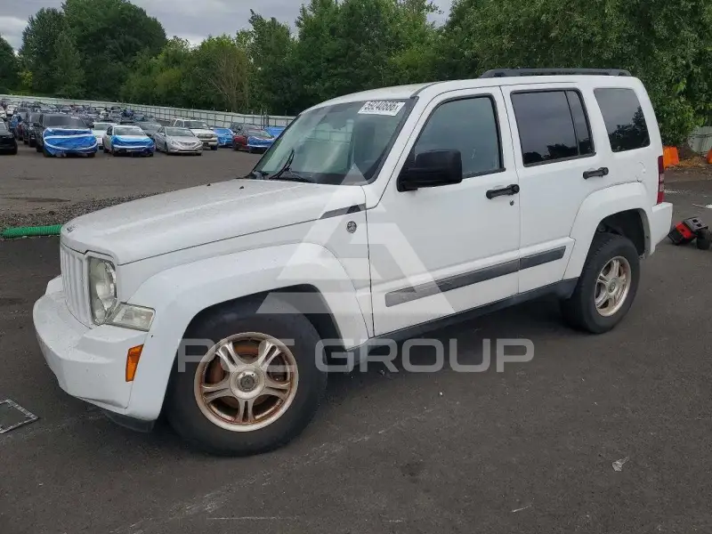 2011 Jeep LIBERTY фото