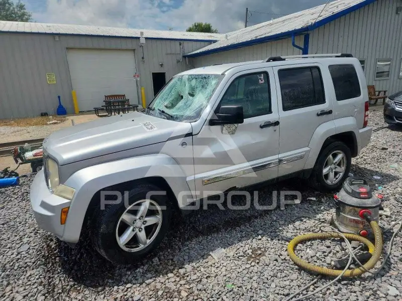 2011 Jeep LIBERTY photo