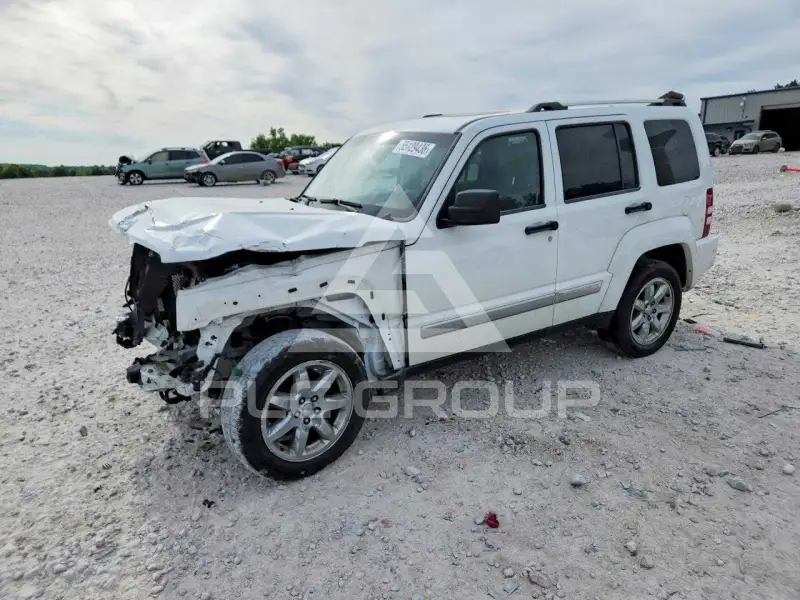 2011 Jeep LIBERTY фото