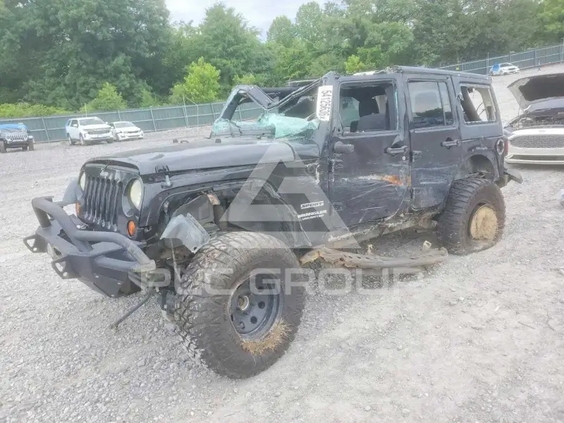 2011 Jeep WRANGLER фото