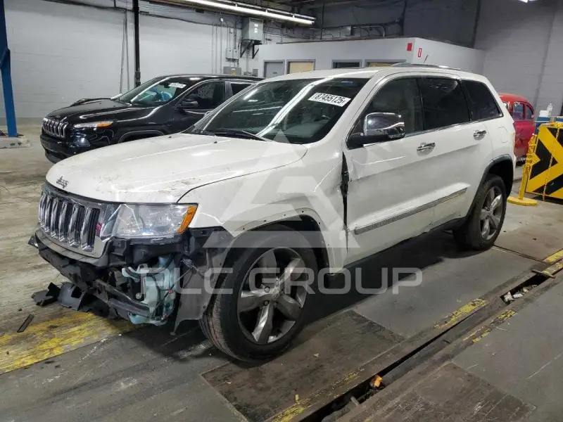 2011 Jeep Grand Cherokee photo