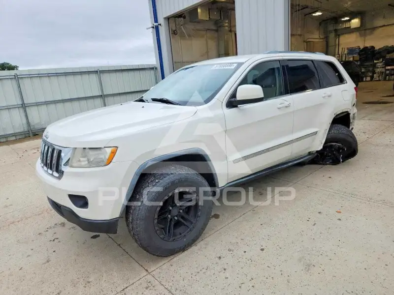 2011 Jeep CHEROKEE photo