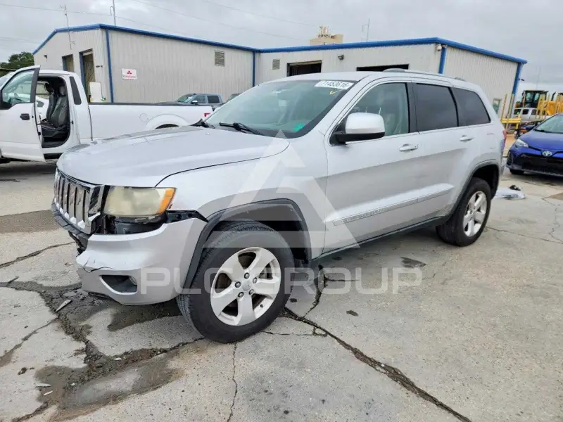 2011 Jeep CHEROKEE фото