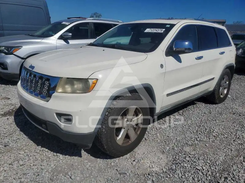 2011 Jeep CHEROKEE photo