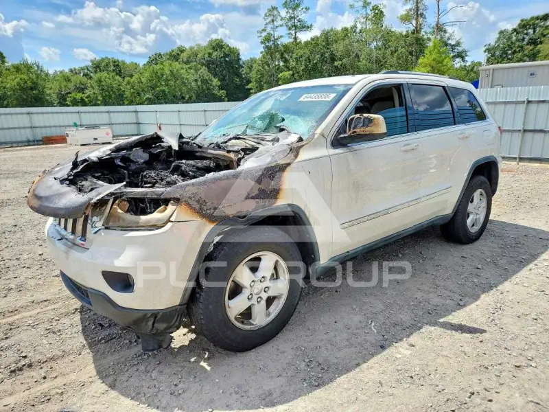 2011 Jeep CHEROKEE photo