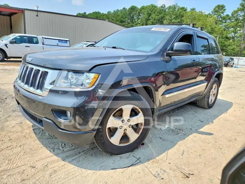2011 Jeep CHEROKEE photo