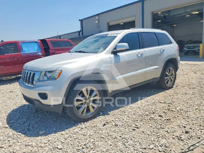 2011 Jeep CHEROKEE photo
