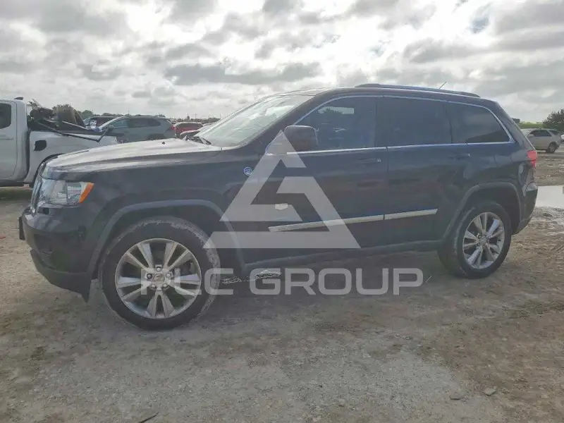 2011 Jeep CHEROKEE photo