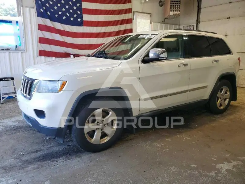 2011 Jeep CHEROKEE photo