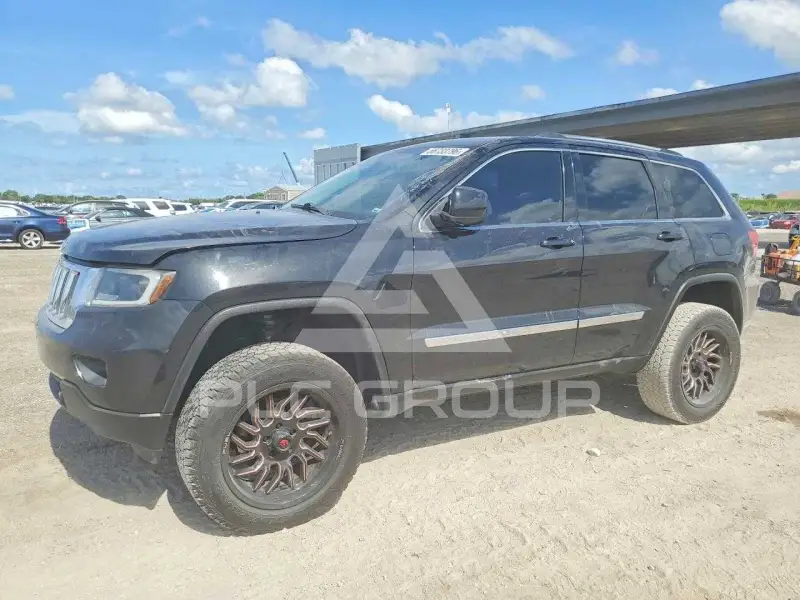 2011 Jeep CHEROKEE фото
