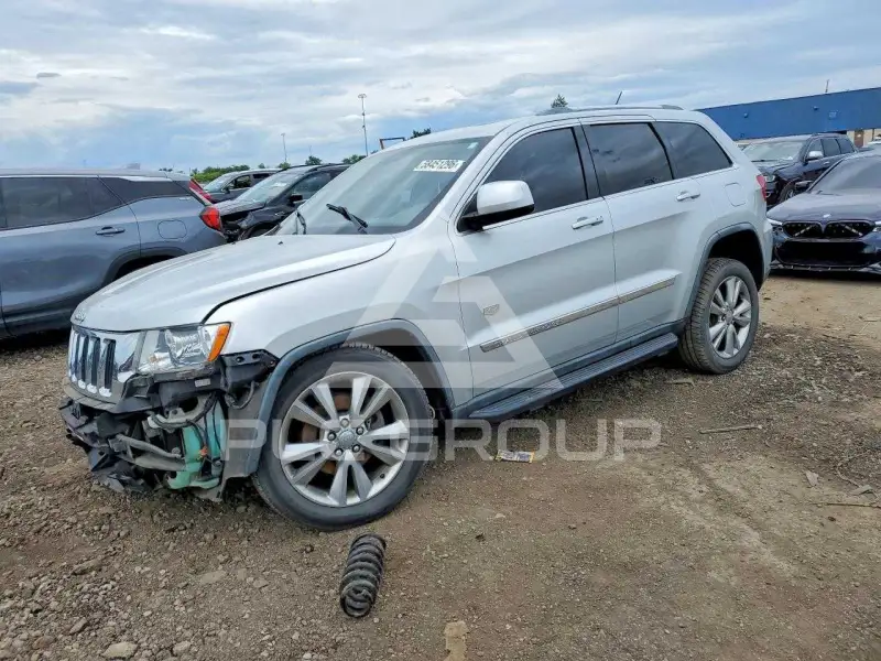 2011 Jeep CHEROKEE фото
